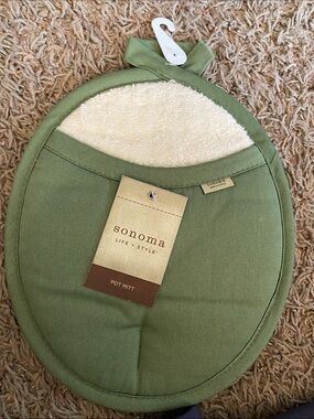 Sonoma sage Oven Pot Mitt